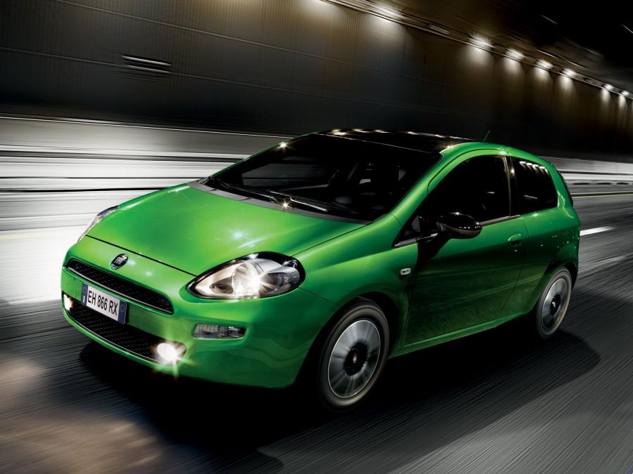  Fiat Punto TwinAir 3-Door 2012 года  (фото 15 из 16)